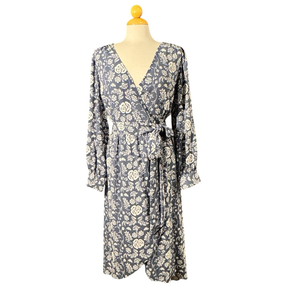 LC Lauren Conrad Blue and White Floral Dress